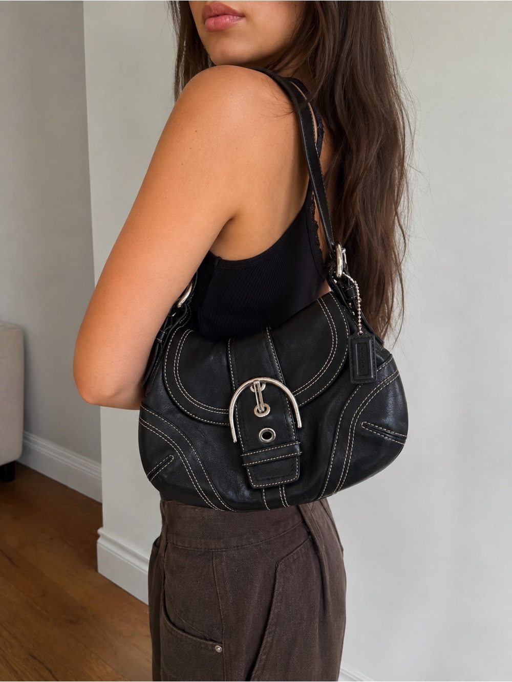 COACH | Y2K 10316 Vintage Soho leather buckle flap small bag